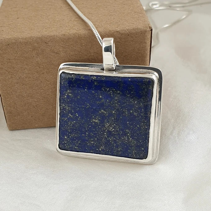 Sterling Silver Pendant with Lapis Lazuli on 50 cm Snake Chain