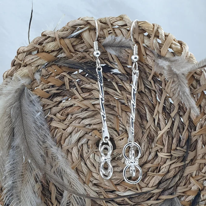 Sterling Silver Twisted Wire with Joined Circle Earrings